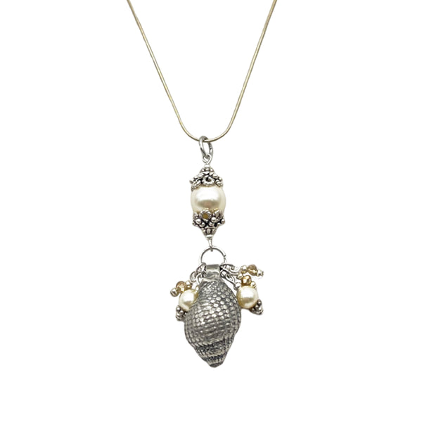 Artistic Preservation Shell with White Pearls Necklace