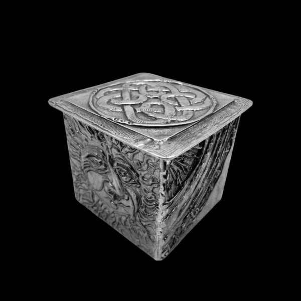 Tile Box with Celtic Knot Lid