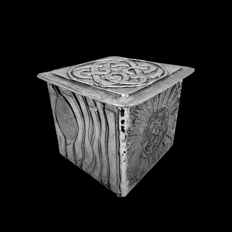 Tile Box with Celtic Knot Lid