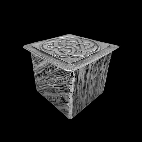 Tile Box with Celtic Knot Lid