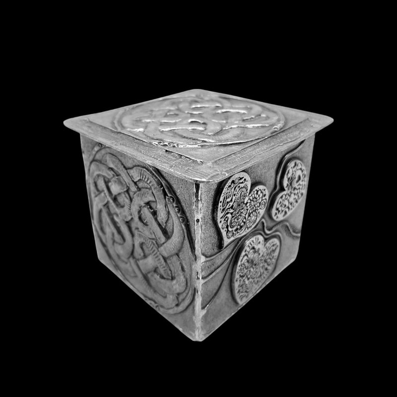 Tile Box with Celtic Knot Lid